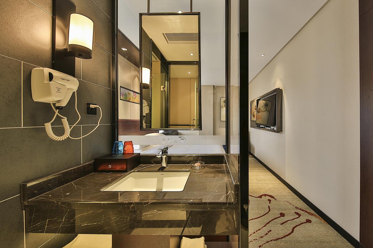 Fancy Hotel Shenzhen Exterior foto